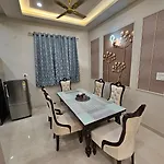 Diya Guest House